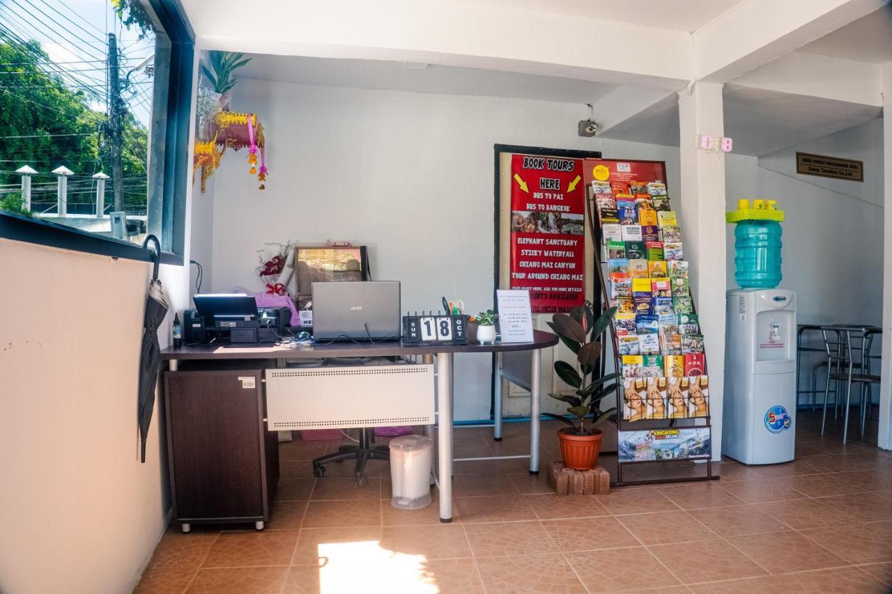 Satop Travelers Guesthouse Chiang Mai Dış mekan fotoğraf