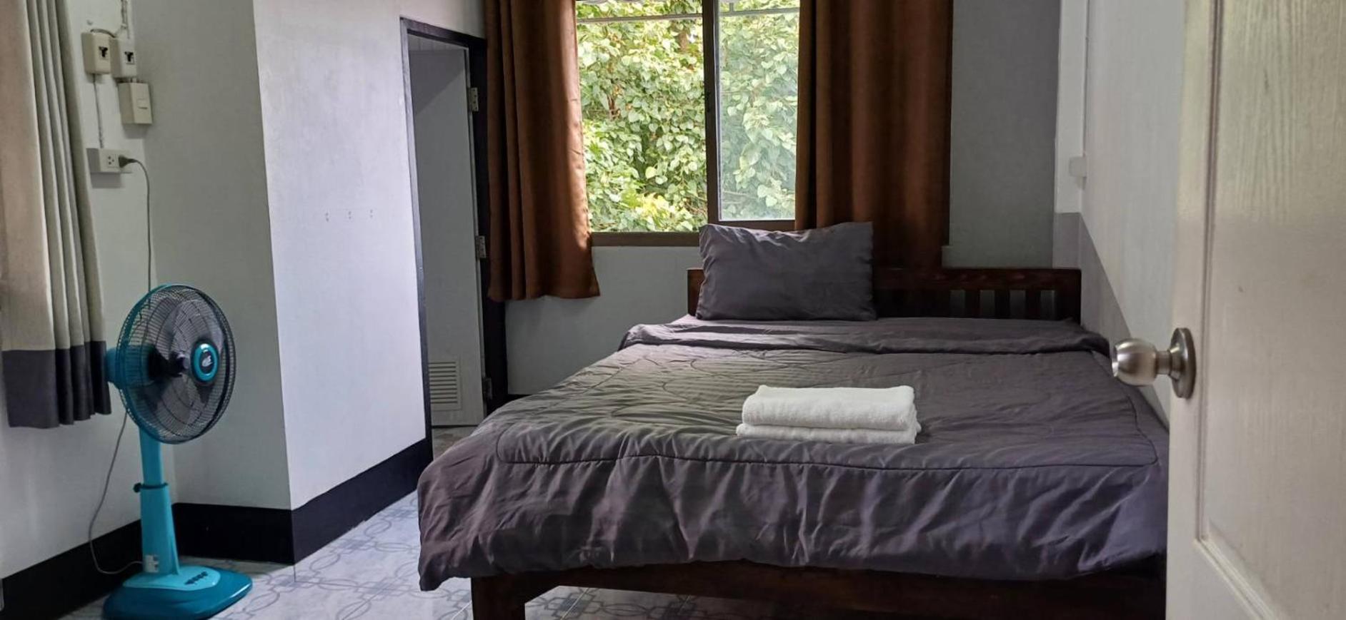 Satop Travelers Guesthouse Chiang Mai Dış mekan fotoğraf